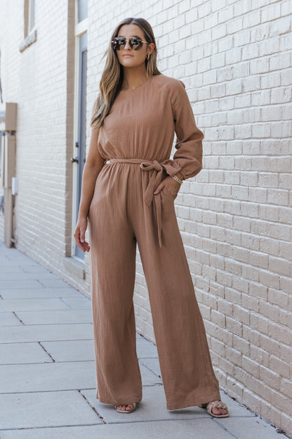 Khaki Crinkled Texture One-shoulder Loose Jumpsuit