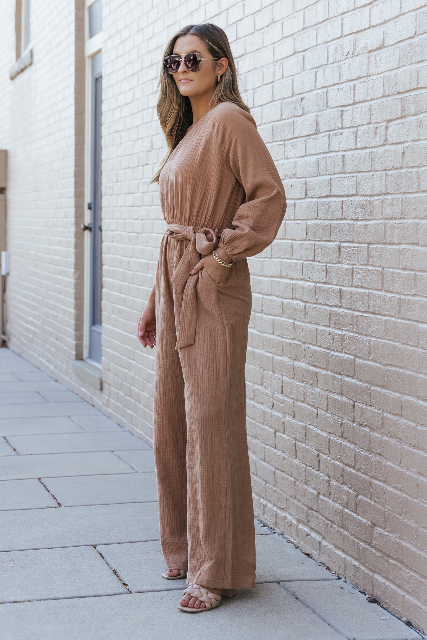 Khaki Crinkled Texture One-shoulder Loose Jumpsuit