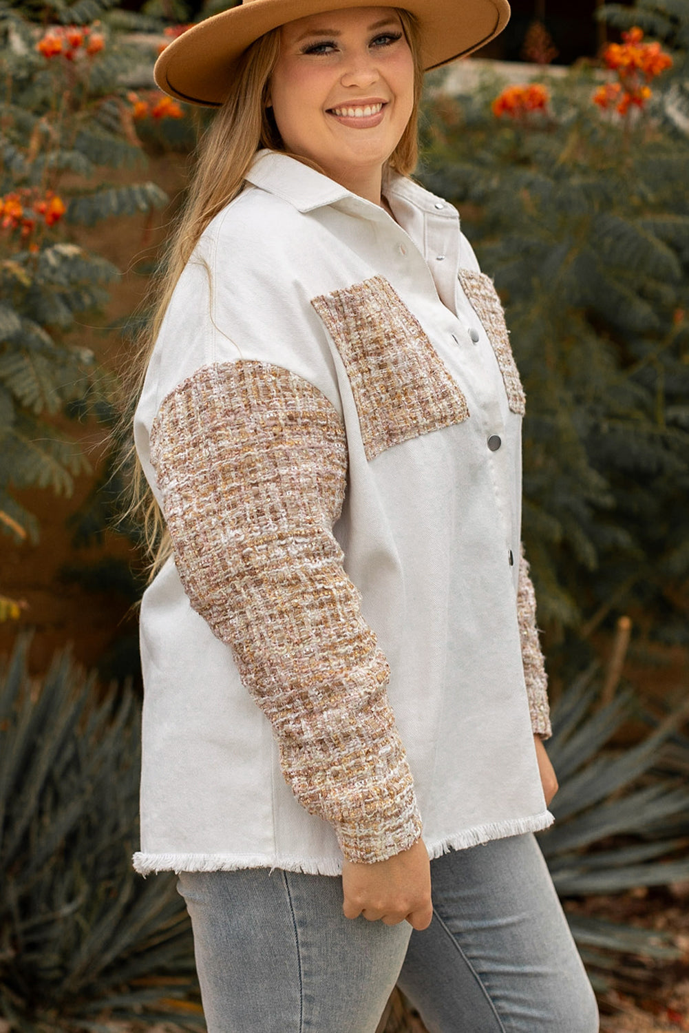 White Plus Size Tweed Patchwork Raw Hem Jacket