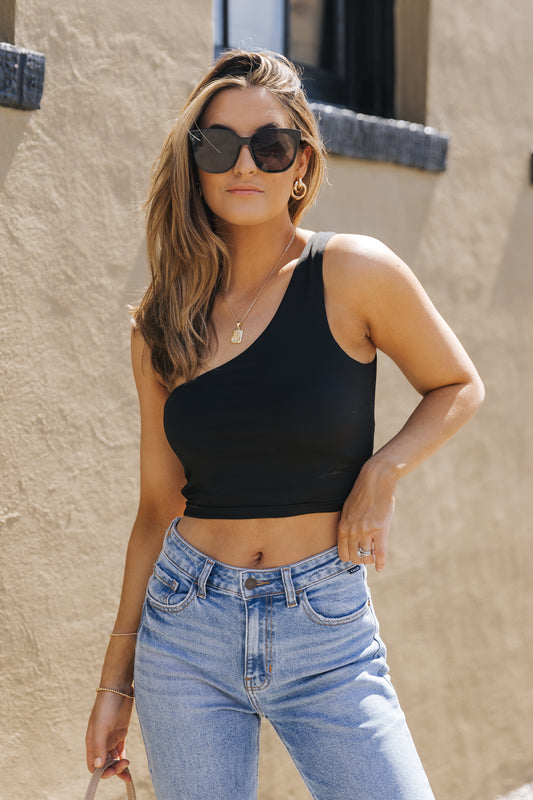 One Shoulder Sleeveless Crop Top