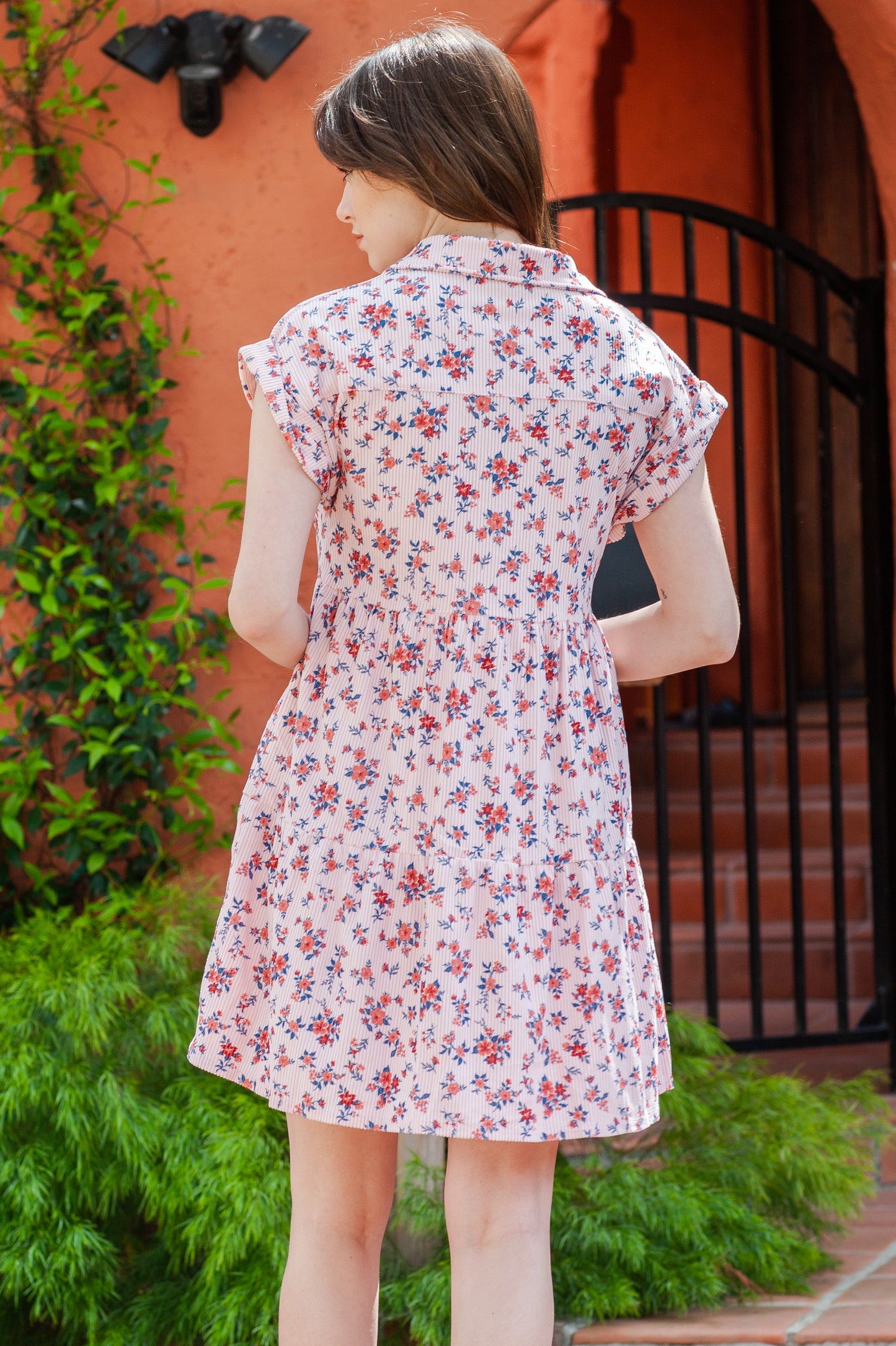 Short Sleeve Flap Pockets Shirt Floral Dress